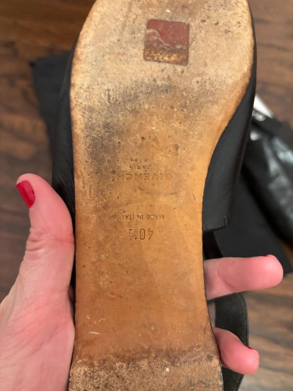Givenchy Rivington Logo Slingback Flats - Picture 5 of 5